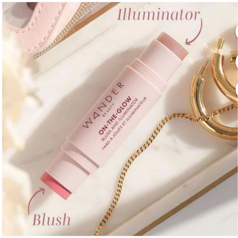 Wander NEW Beauty On-the-Glow Blush & Illuminator - Strawberry Fields/Nude Glow
